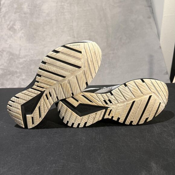 Brooks Revel 5 Shoes Womens Size 8.5 Knit Running 1203611B121 Sneakers - Picture 4 of 10